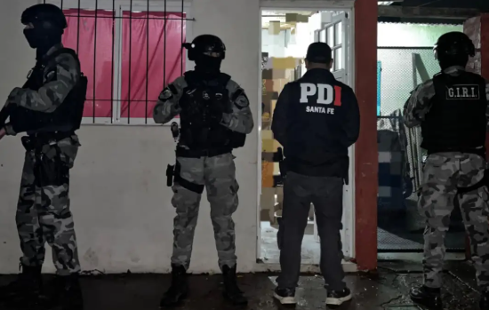 Detuvieron a otro policía de la PDI en la causa por la filtración de información de los allanamientos en Avellaneda